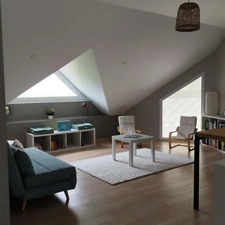 L'azalee - Vu Splendide Sur La Nature Feriehus Peyrieu